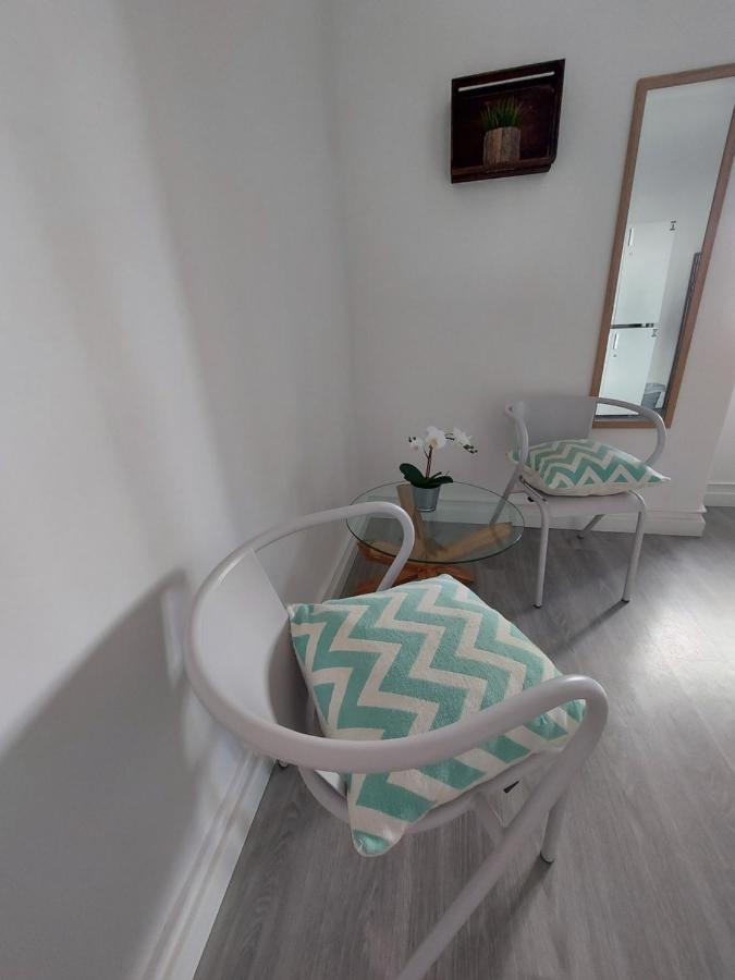 Aloha Hostel Портіман Екстер'єр фото