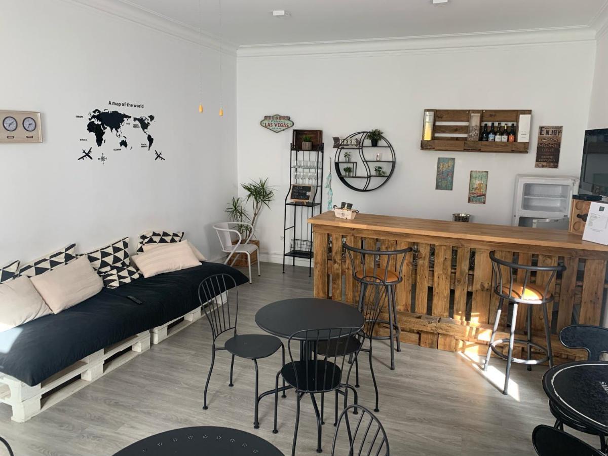 Aloha Hostel Портіман Екстер'єр фото